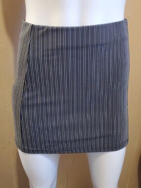 Black & White Striped Mini Skirt - Sleek Fitted Style